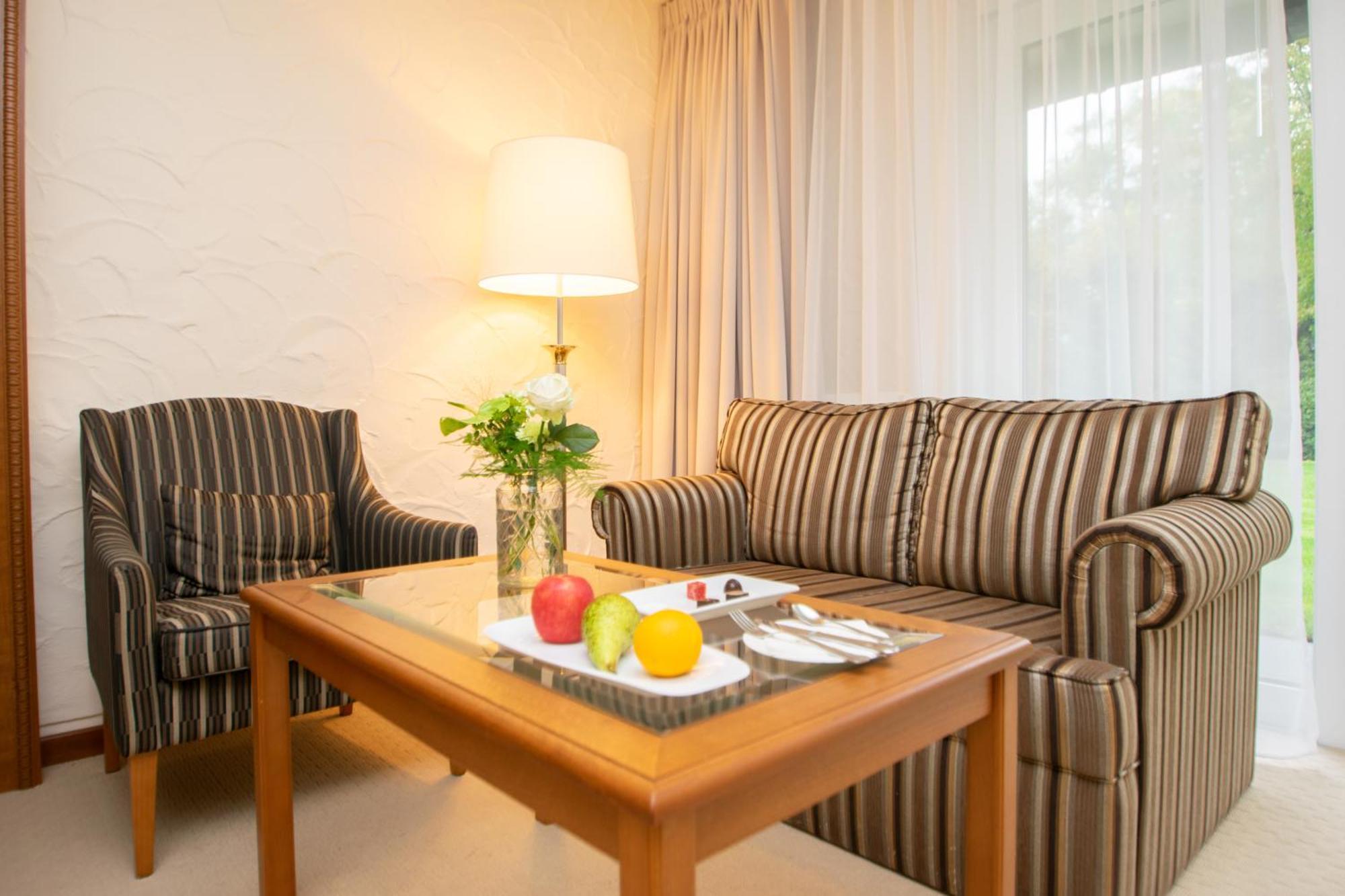Junior Suite,1674695596:JPEG